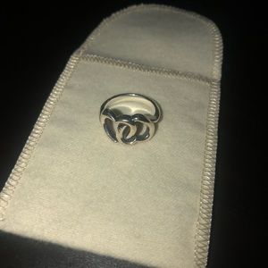 James Avery Linked Hearts Ring